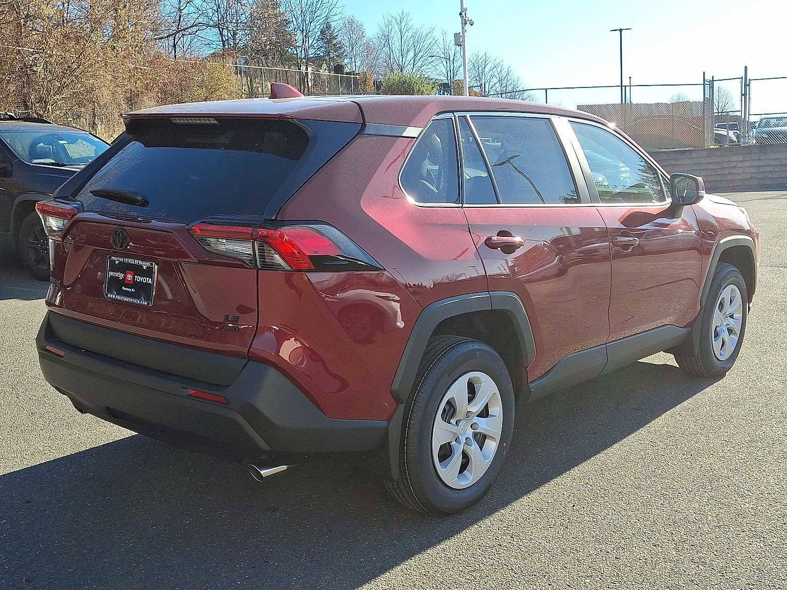 Thumbnail: 2025 Toyota RAV4 - 18