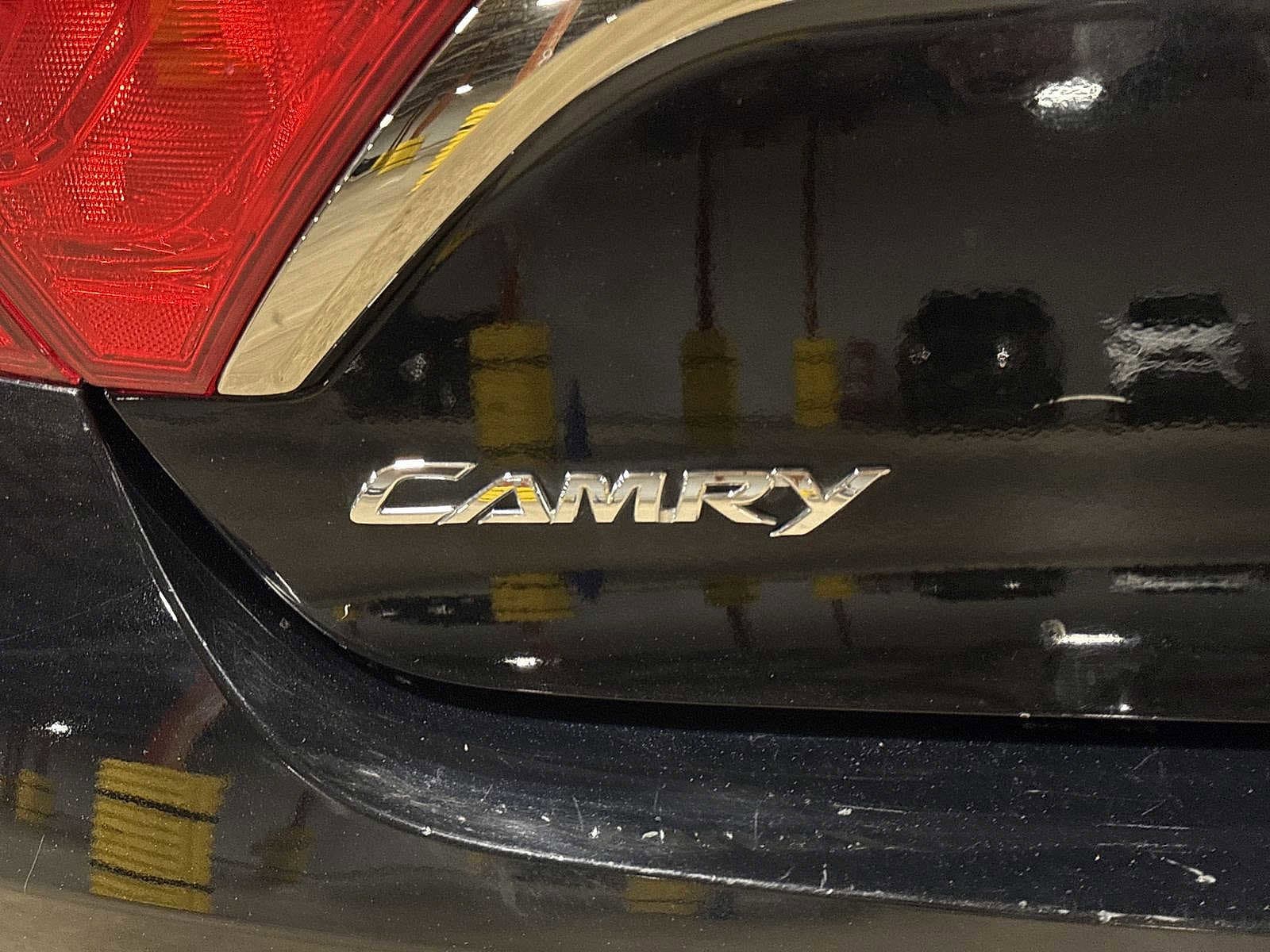 Thumbnail: 2016 Toyota Camry - 24