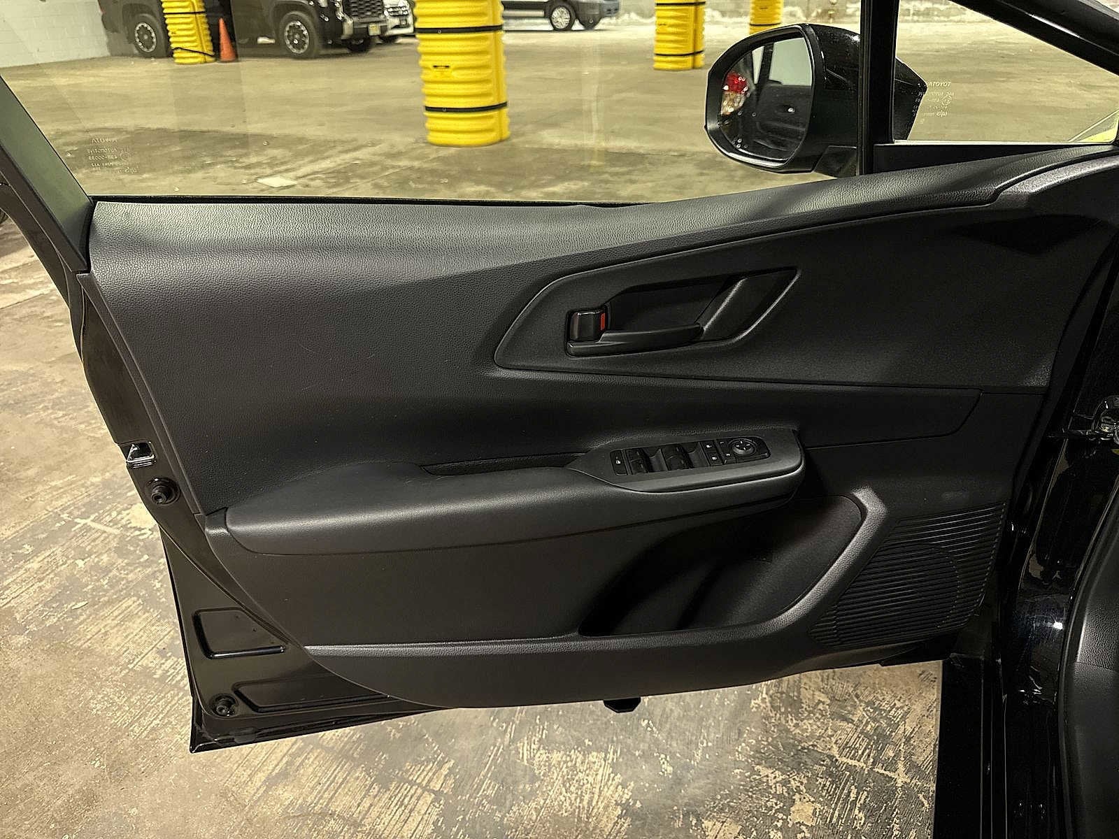 Thumbnail: 2024 Toyota Prius Prime - 29