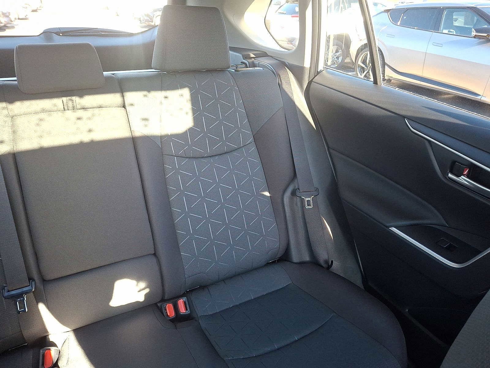 Thumbnail: 2025 Toyota RAV4 - 14