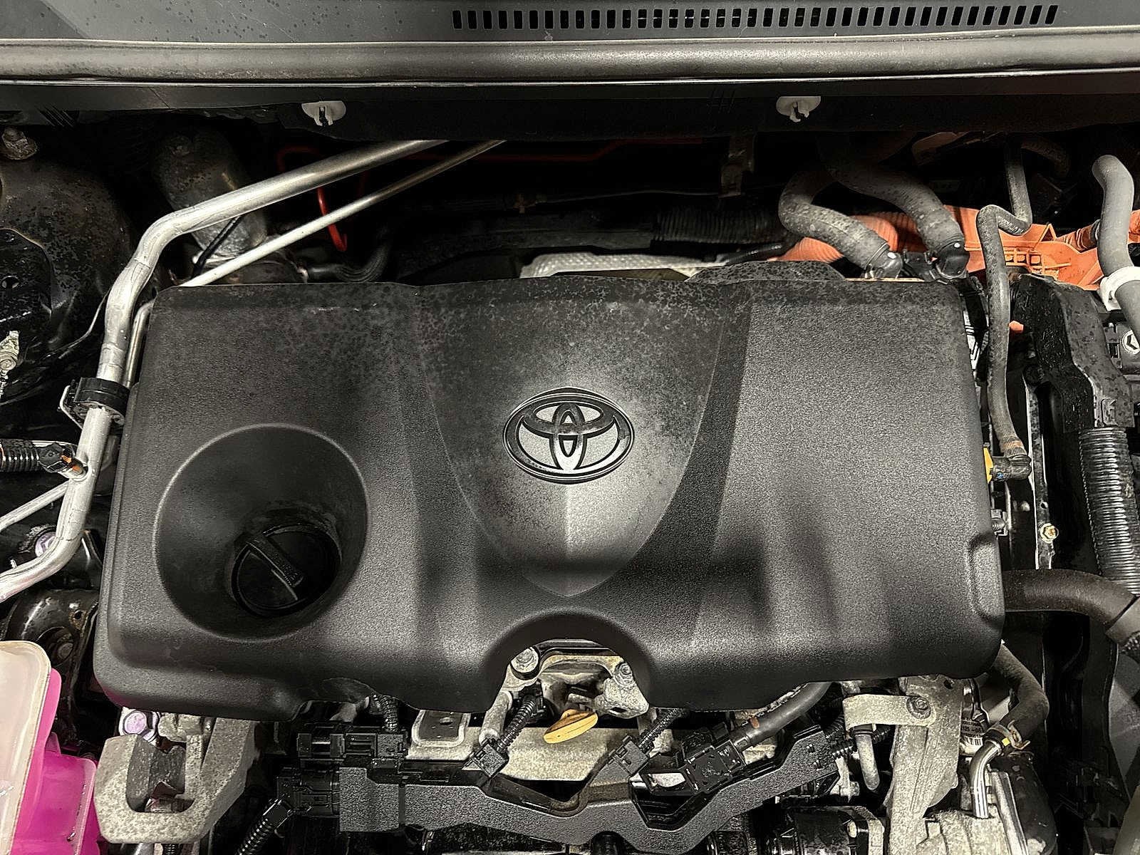 Thumbnail: 2020 Toyota RAV4 - 12