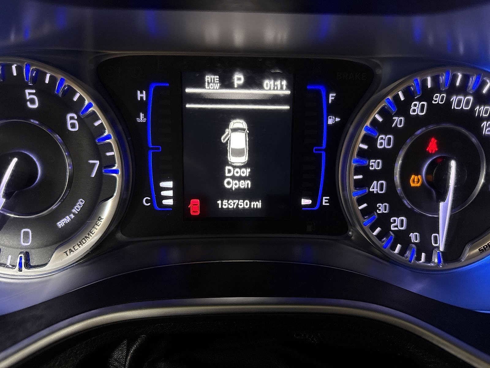 Thumbnail: 2015 Chrysler 200 - 18