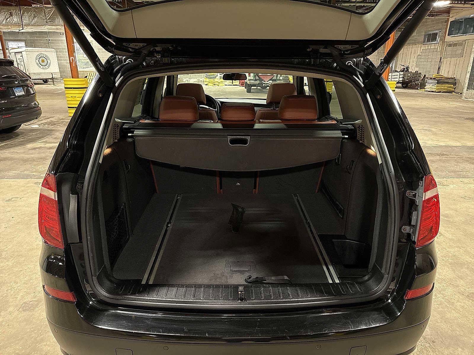 Thumbnail: 2012 BMW X3 - 11