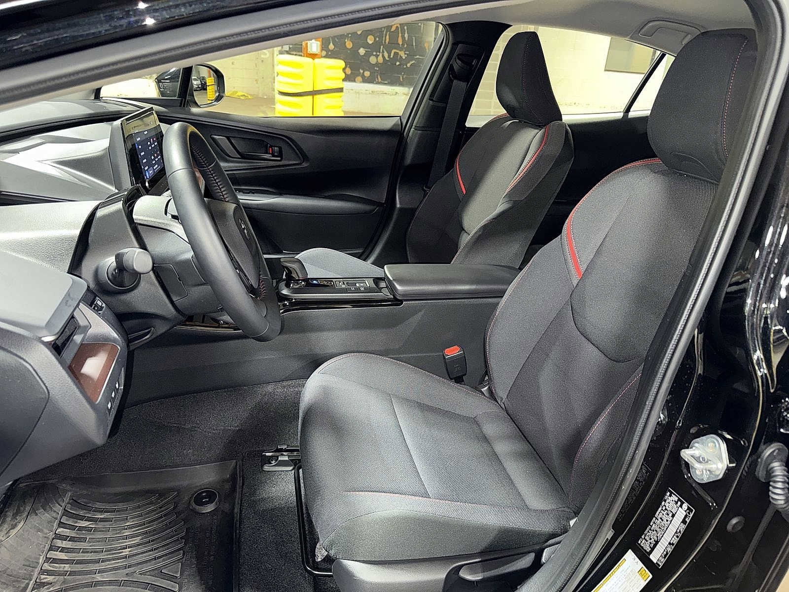 Thumbnail: 2024 Toyota Prius Prime - 15