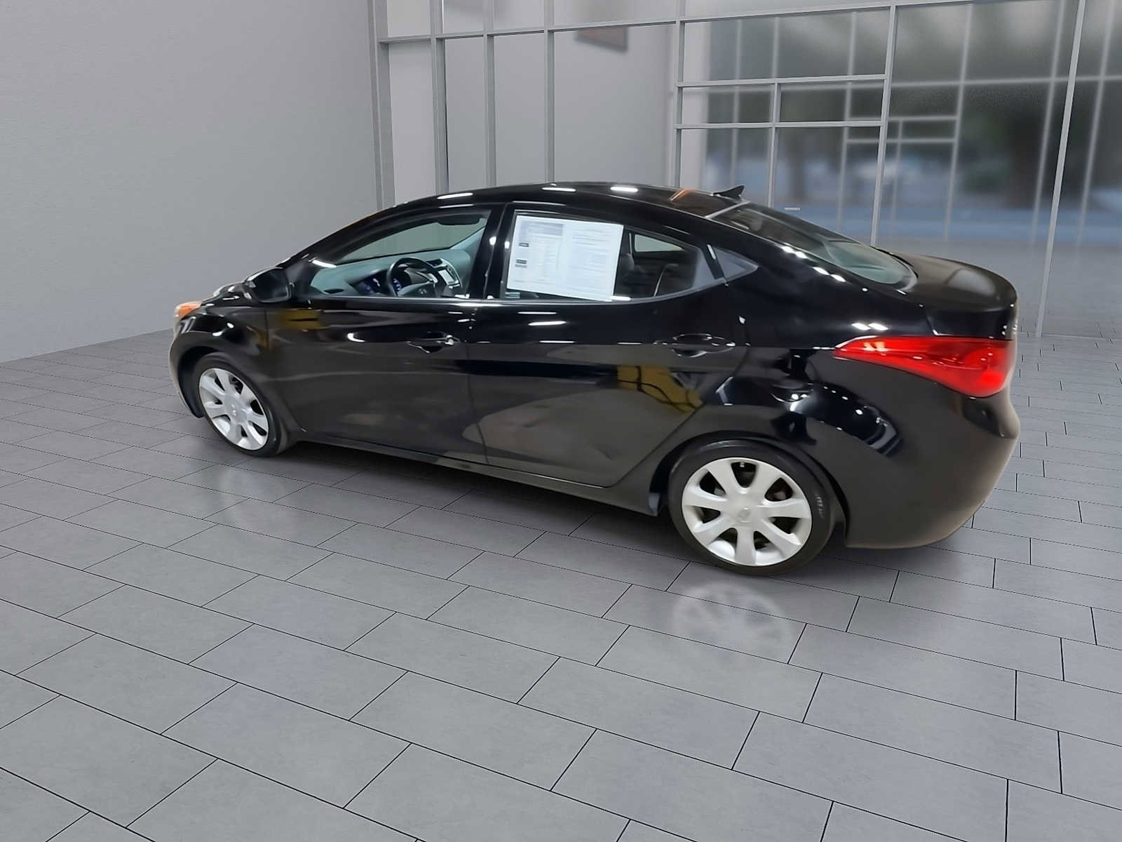 Thumbnail: 2013 Hyundai Elantra - 6