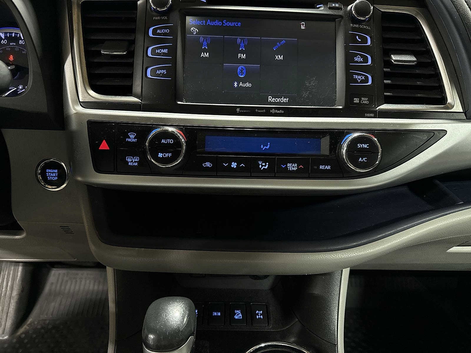 Thumbnail: 2019 Toyota Highlander - 22