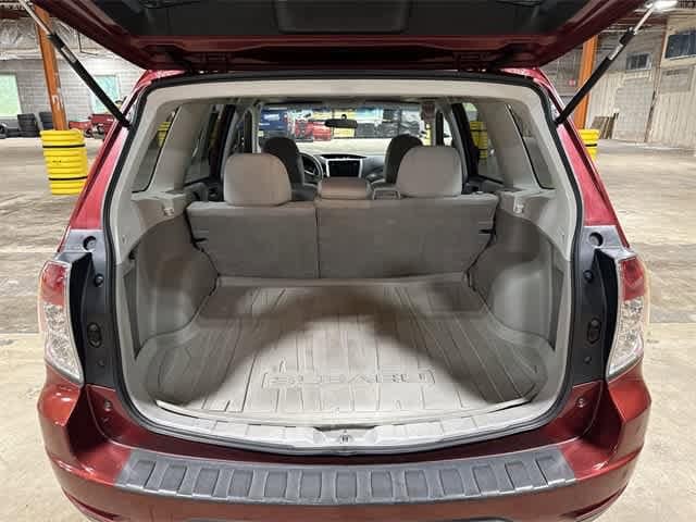 2011 Subaru Forester Premium 11