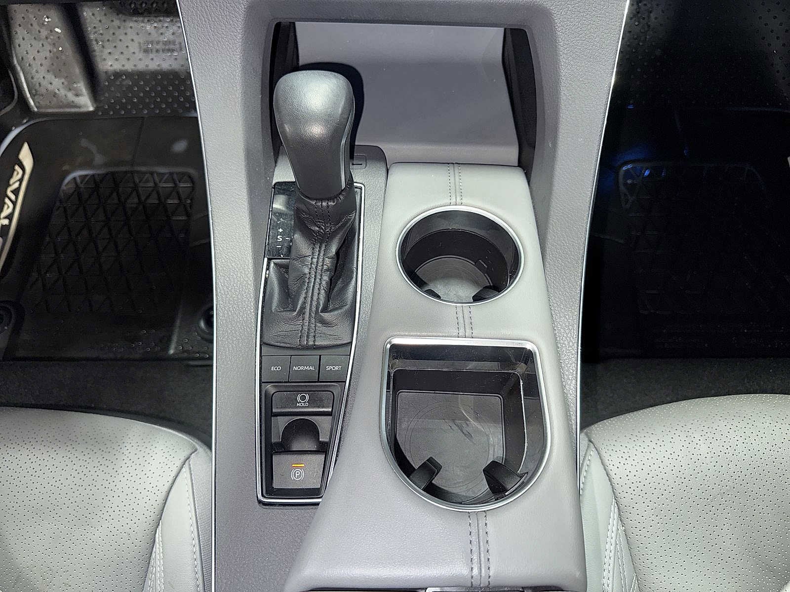 Thumbnail: 2020 Toyota Avalon - 36