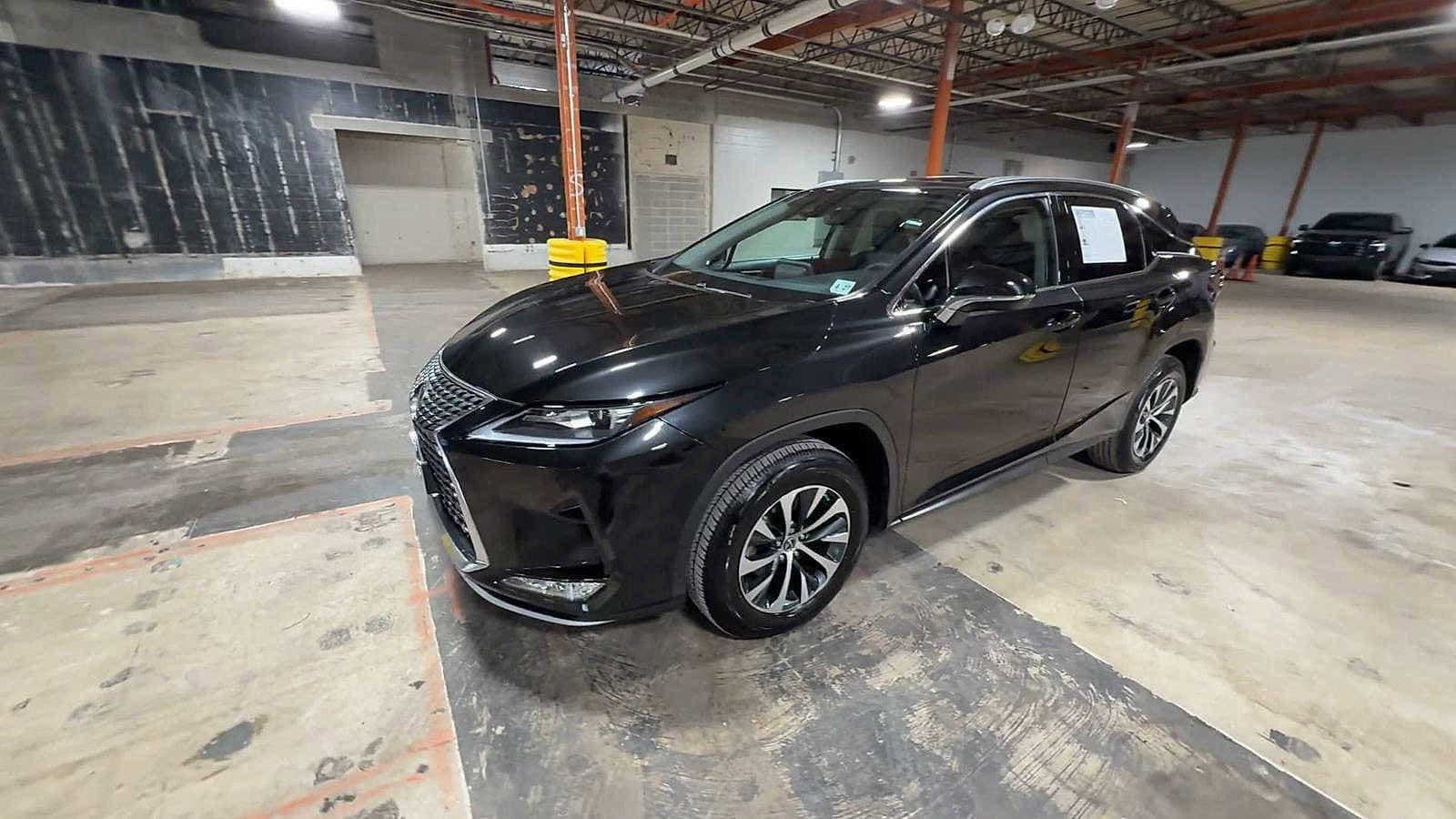 Thumbnail: 2022 Lexus RX - 4
