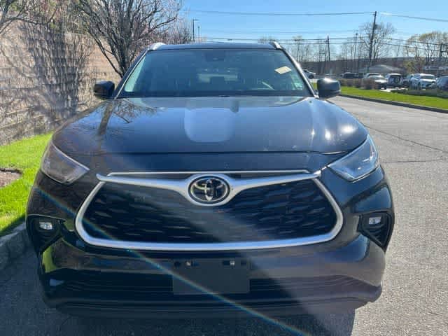Thumbnail: 2024 Toyota Highlander - 2