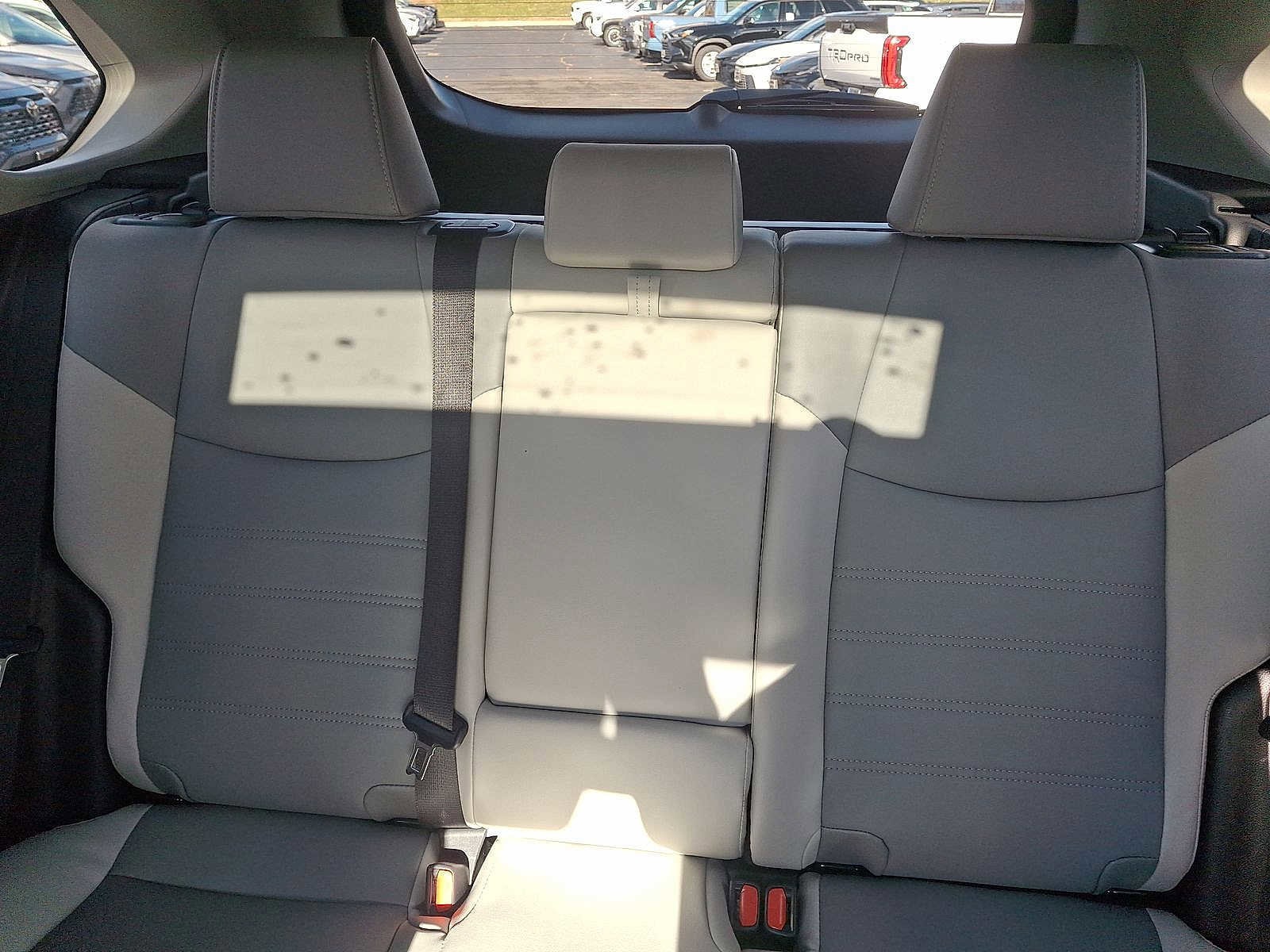 Thumbnail: 2025 Toyota RAV4 - 13