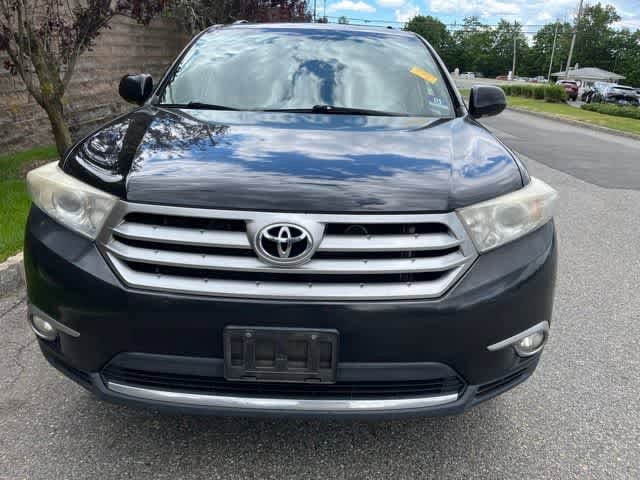 Thumbnail: 2013 Toyota Highlander - 2