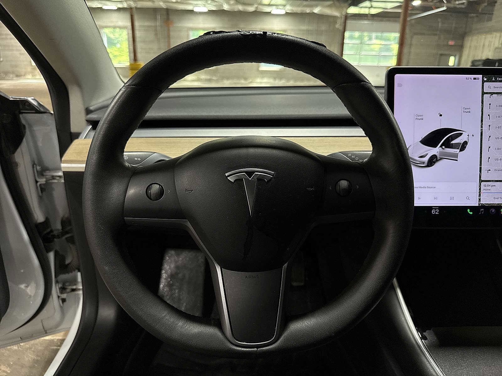 Thumbnail: 2019 Tesla Model 3 - 18
