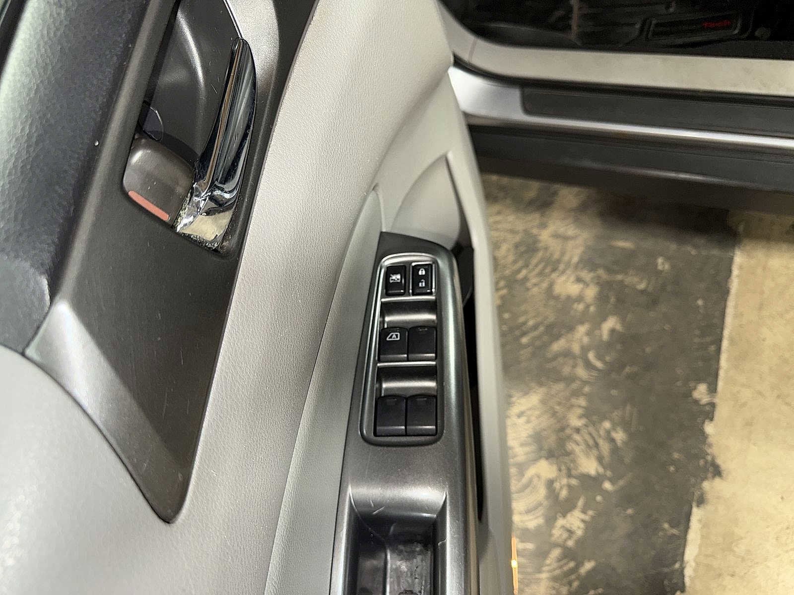 Thumbnail: 2011 Subaru Forester - 22