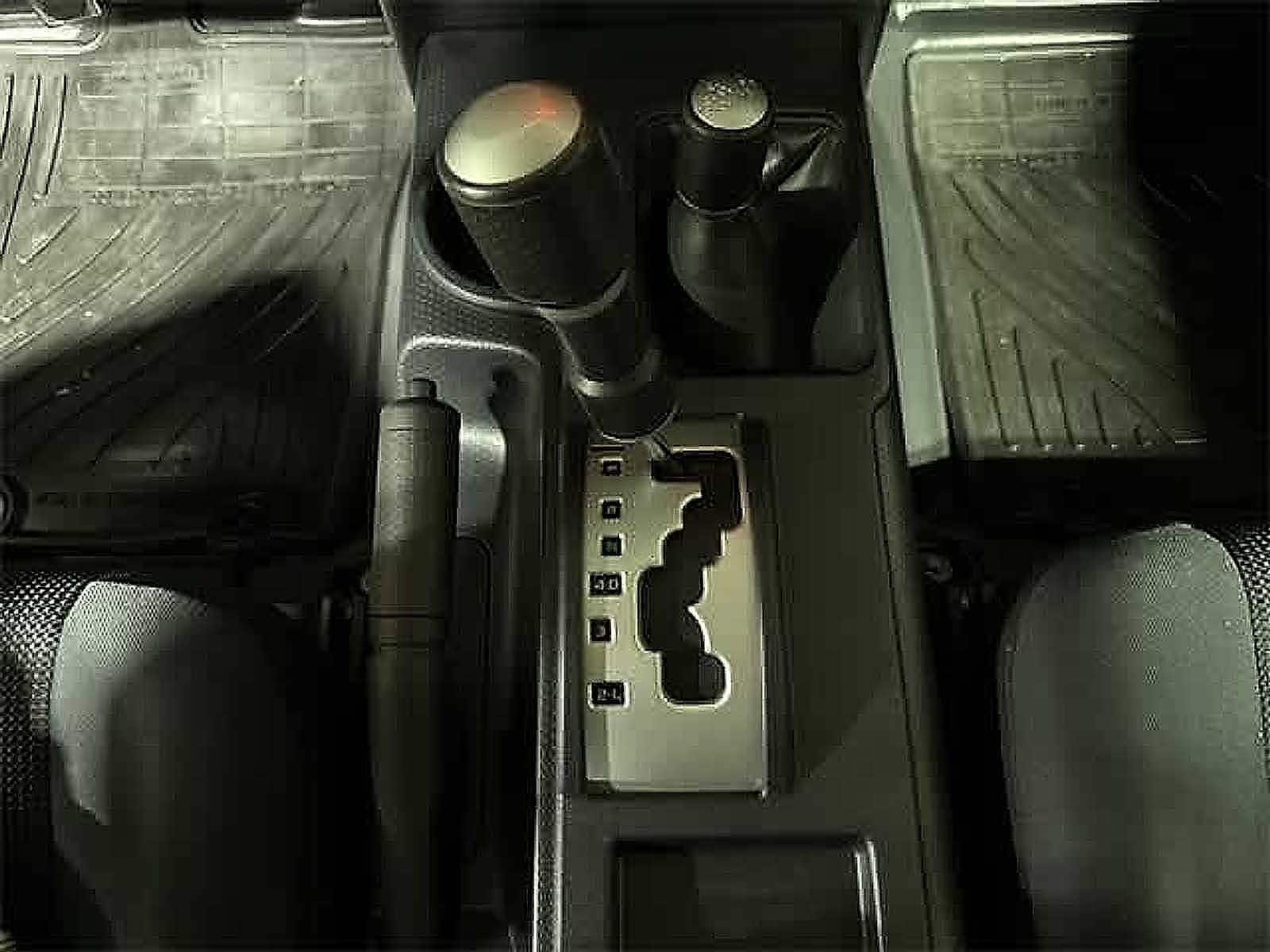 Thumbnail: 2013 Toyota FJ Cruiser - 37