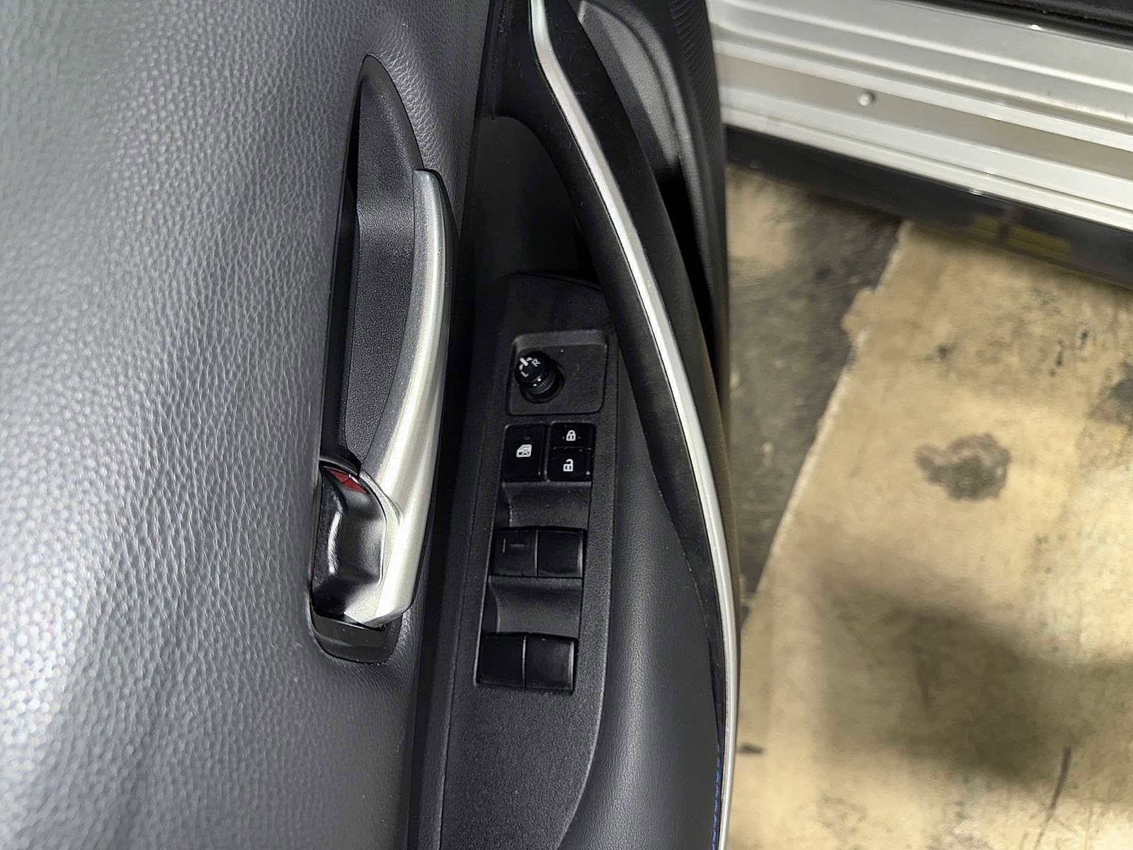 Thumbnail: 2021 Toyota Corolla - 22