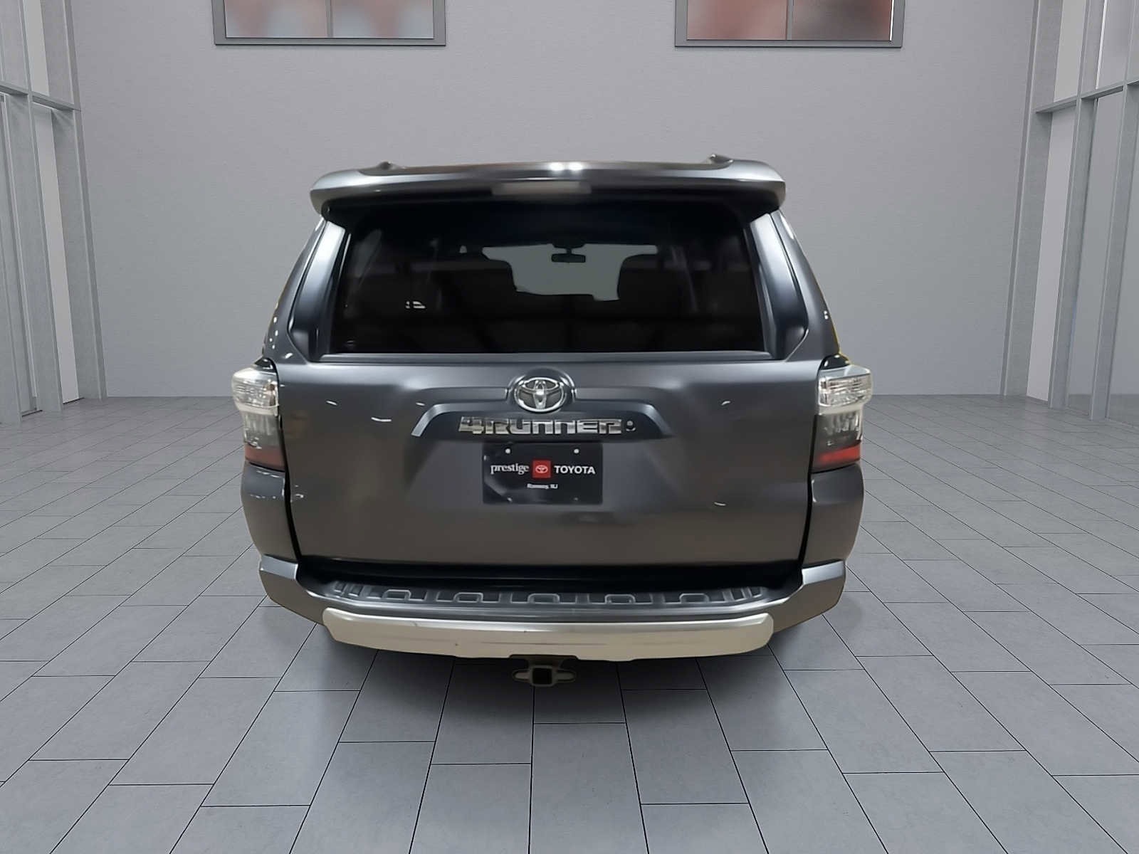 Thumbnail: 2017 Toyota 4Runner - 7