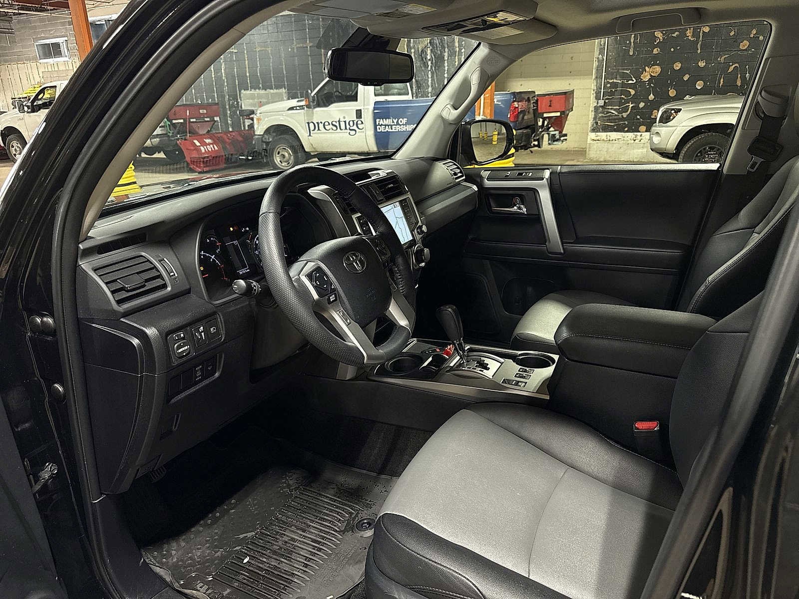 Thumbnail: 2023 Toyota 4Runner - 29