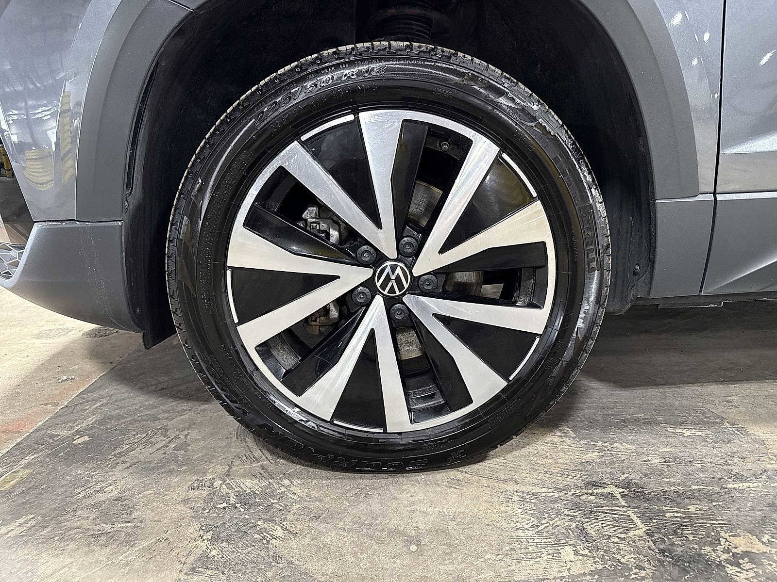 Thumbnail: 2022 Volkswagen Taos - 10