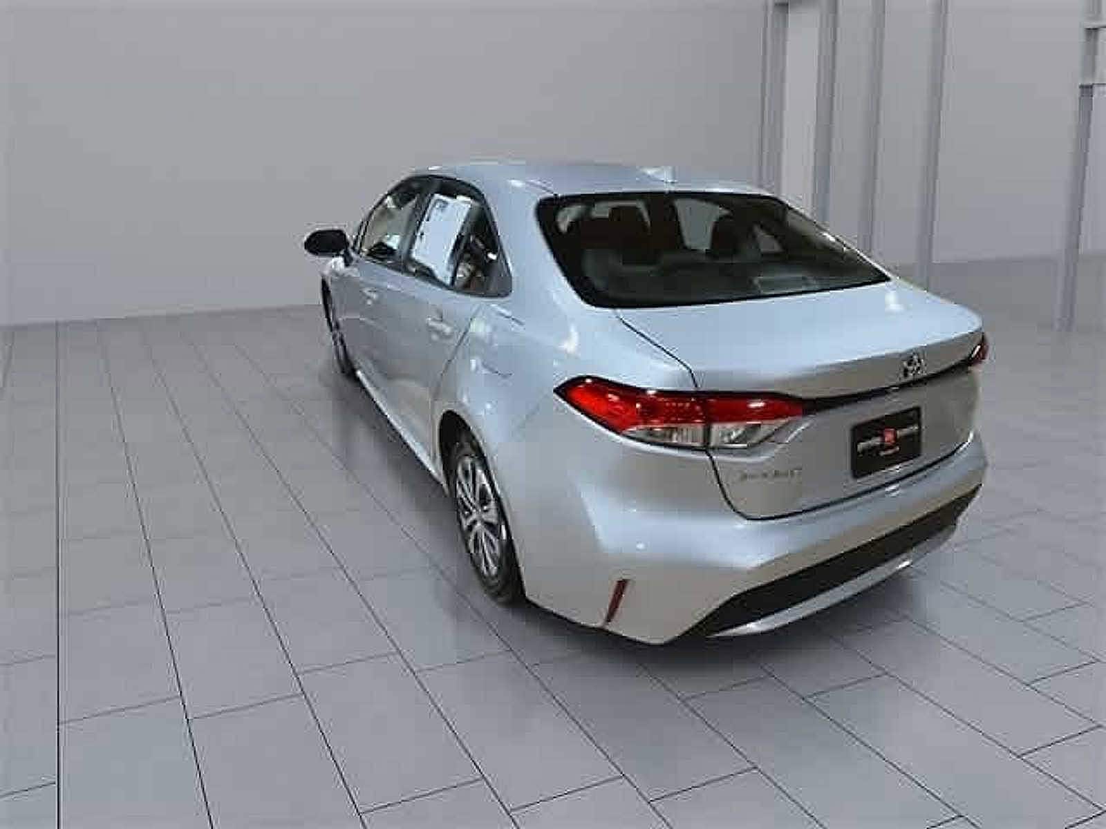 Thumbnail: 2021 Toyota Corolla - 13