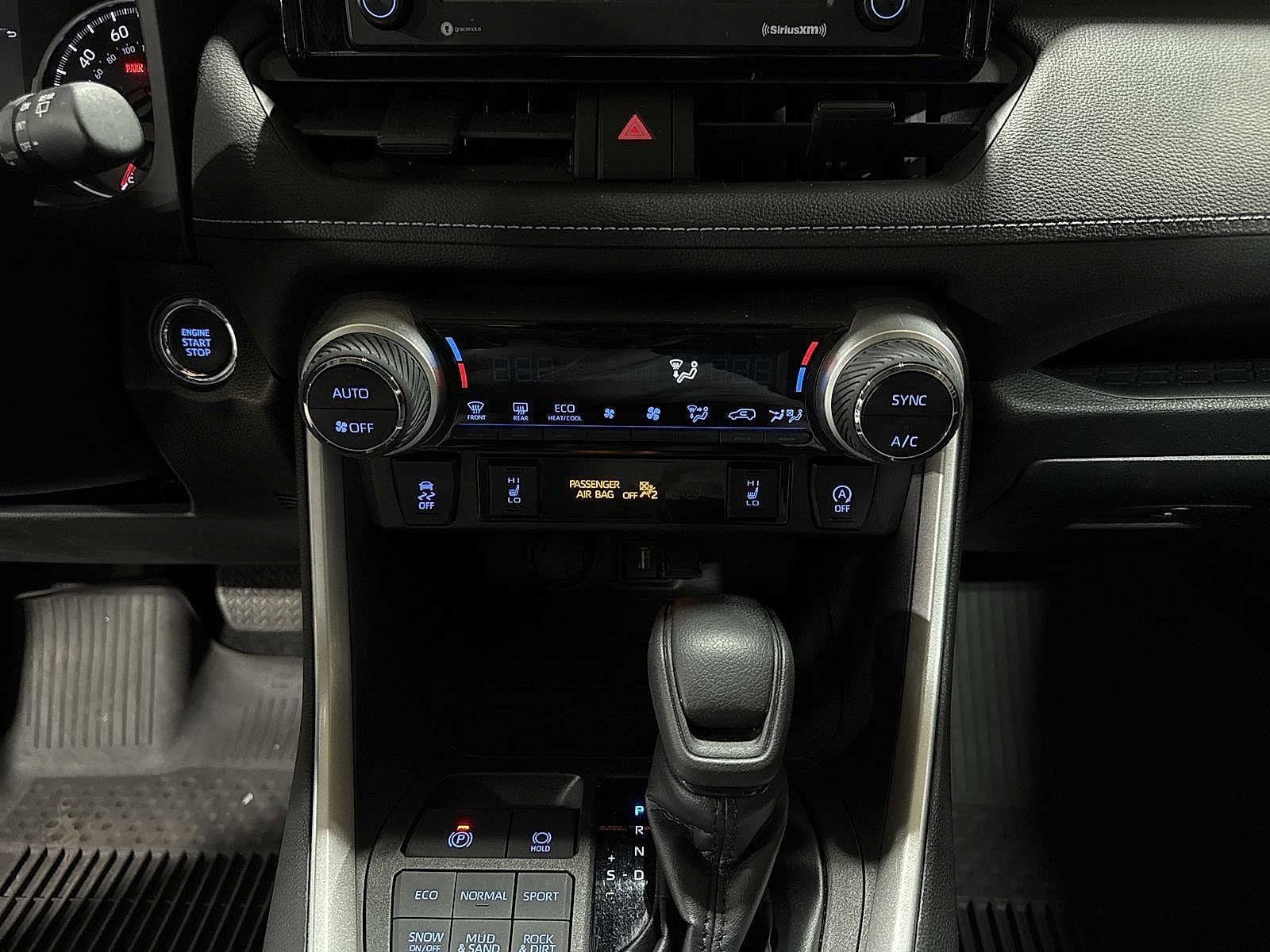 Thumbnail: 2022 Toyota RAV4 - 21