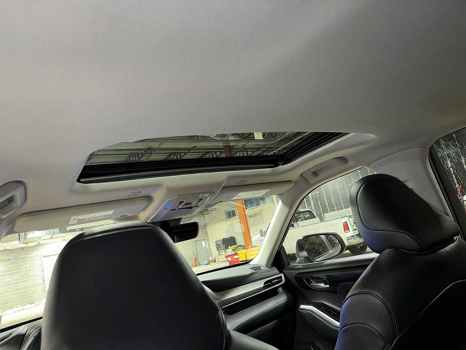 Thumbnail: 2026 Toyota Highlander - 25