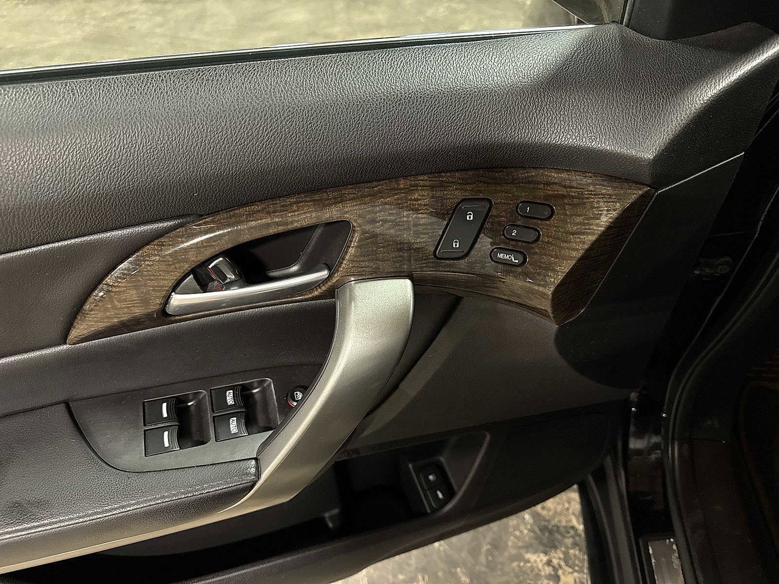 Thumbnail: 2013 Acura MDX - 23