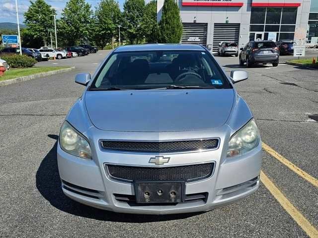 Thumbnail: 2010 Chevrolet Malibu - 2