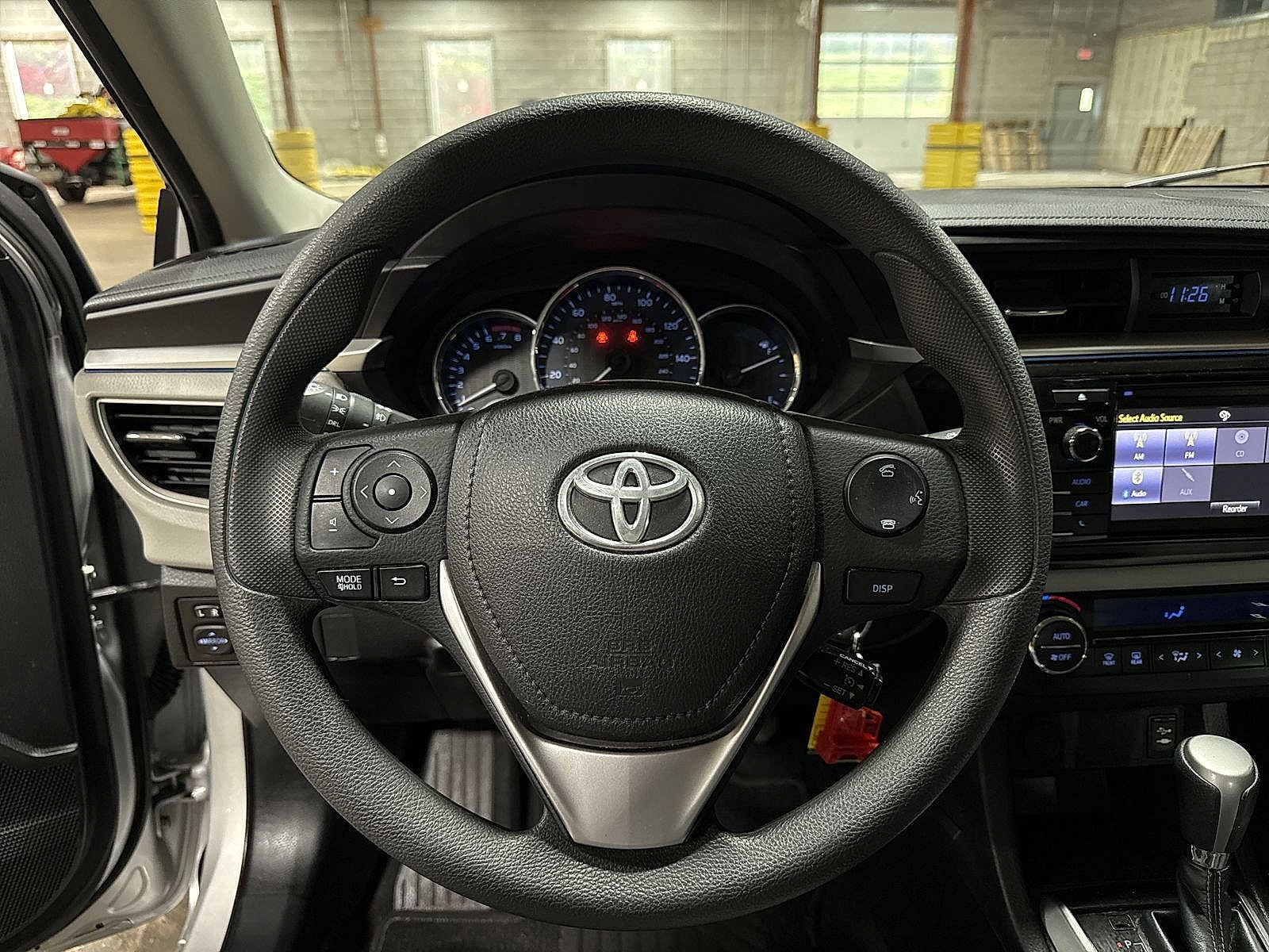 Thumbnail: 2014 Toyota Corolla - 17
