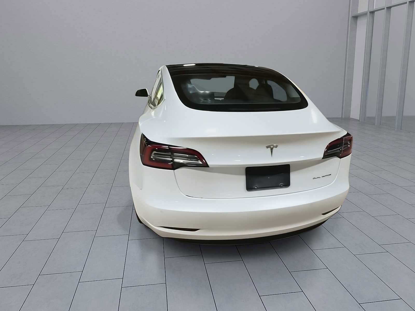 Thumbnail: 2019 Tesla Model 3 - 7