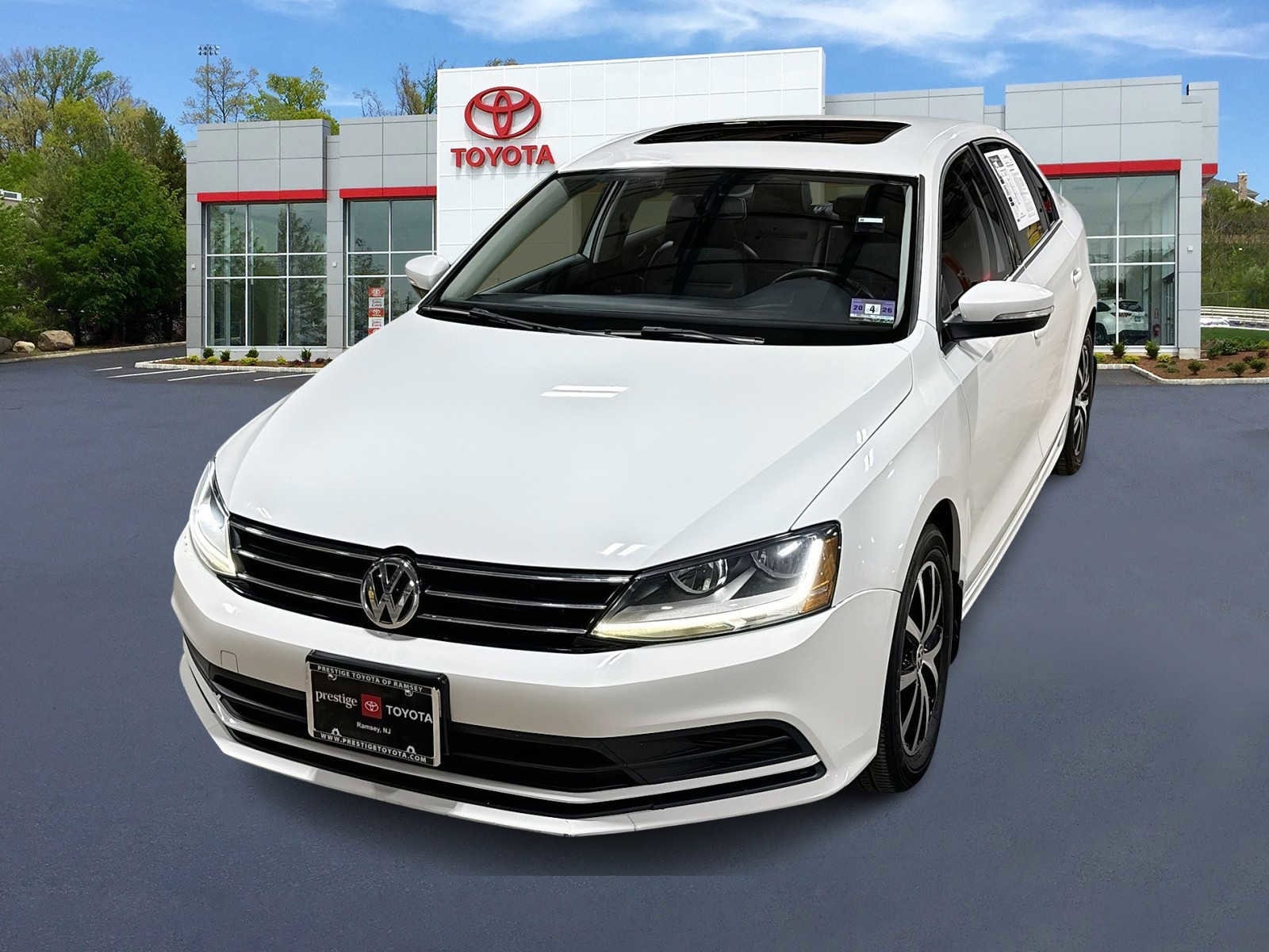 2017 Volkswagen Jetta SE's photo