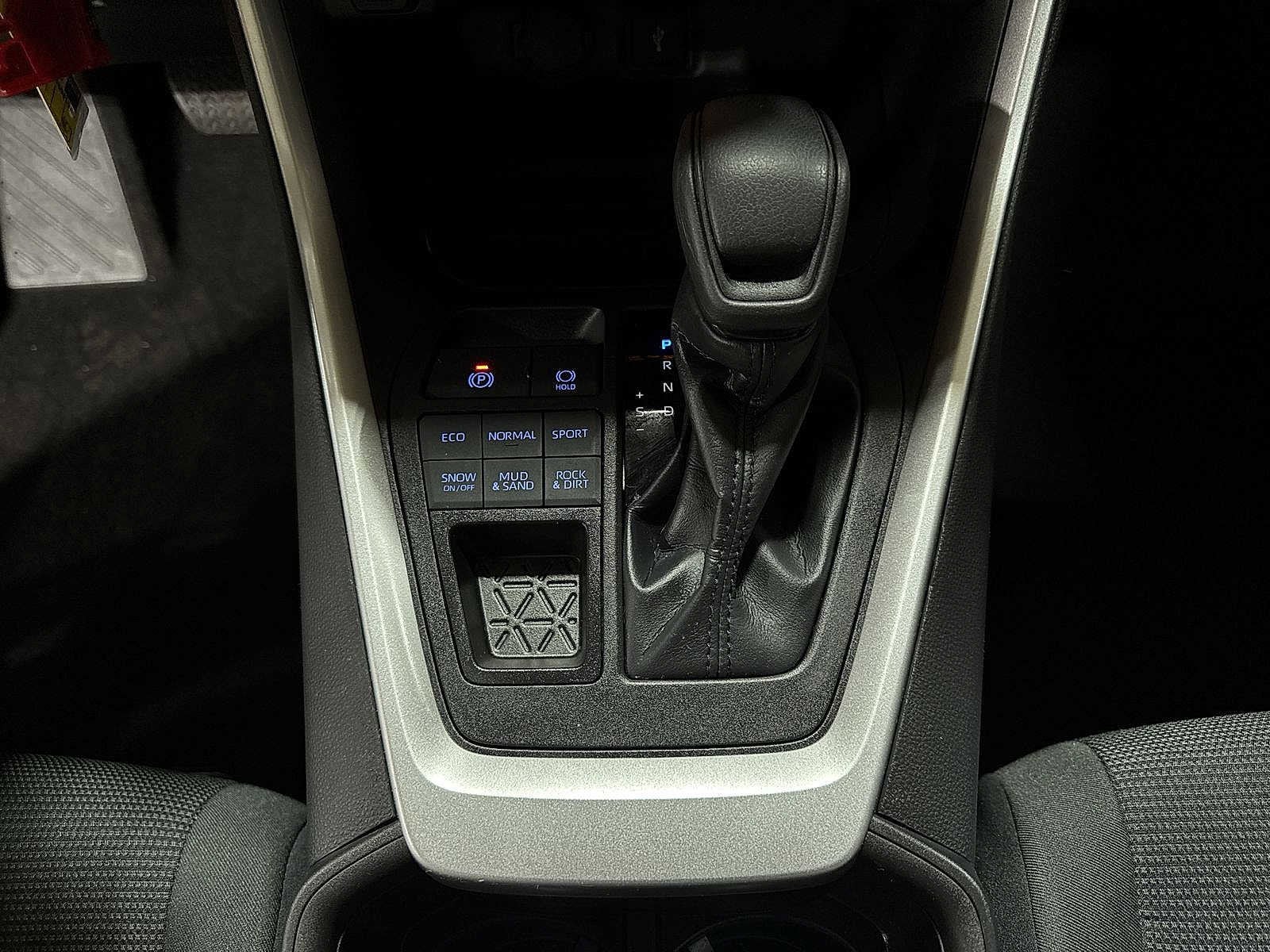 Thumbnail: 2022 Toyota RAV4 - 29