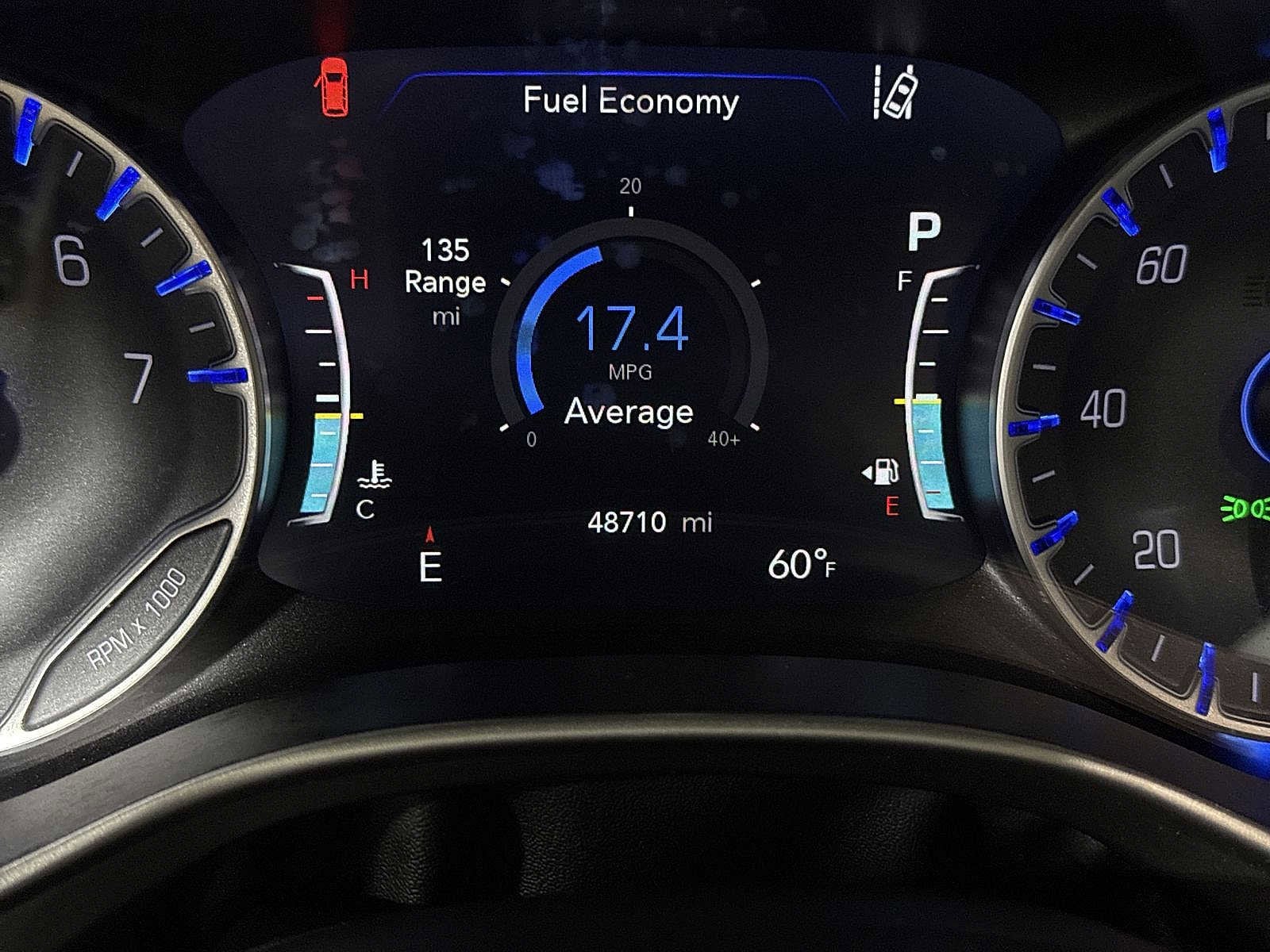 Thumbnail: 2023 Chrysler Pacifica - 20