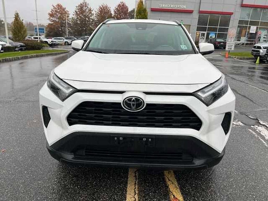 Used 2022 Toyota RAV4 XLE SUV