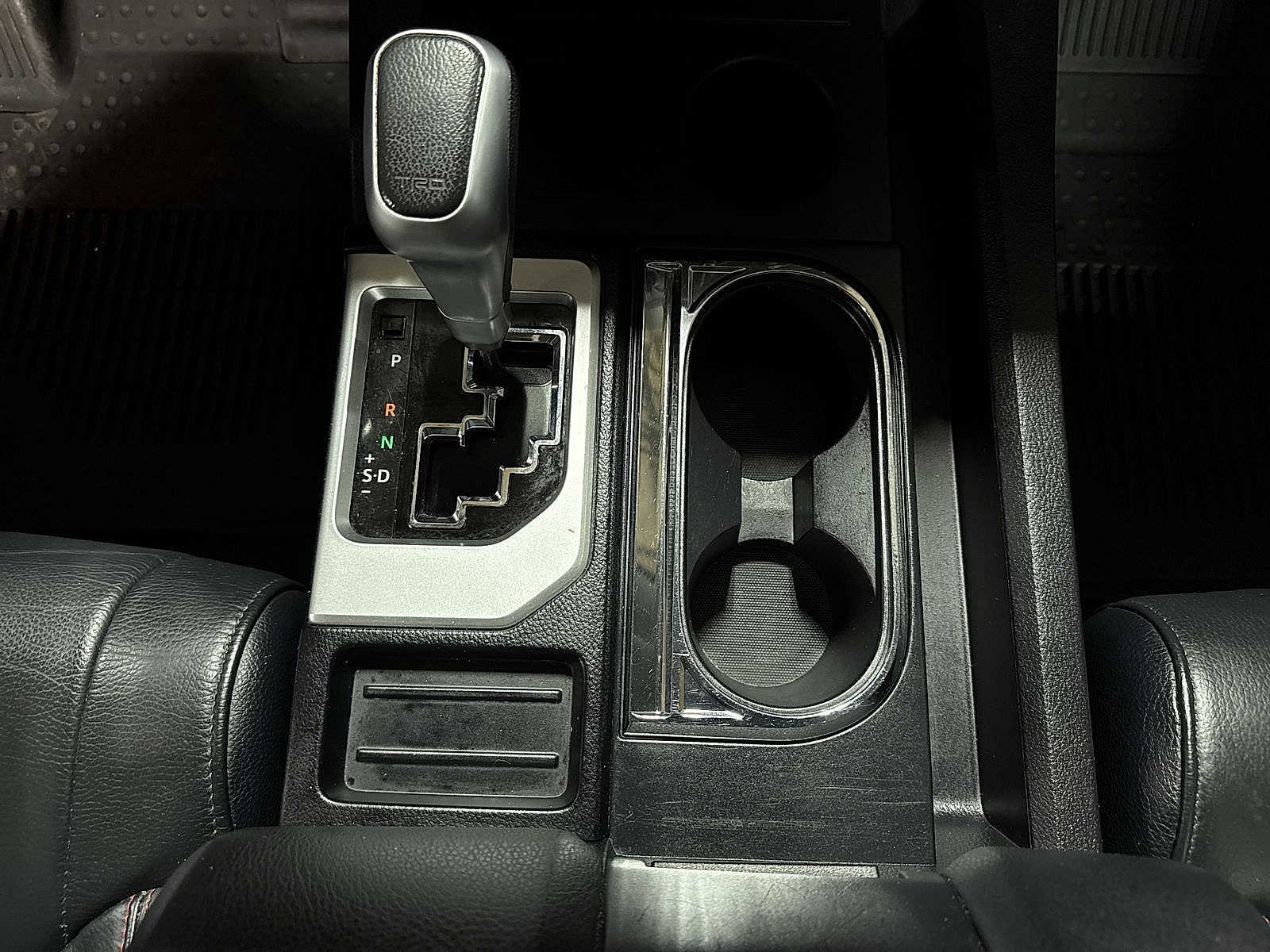 Thumbnail: 2016 Toyota Tundra - 33