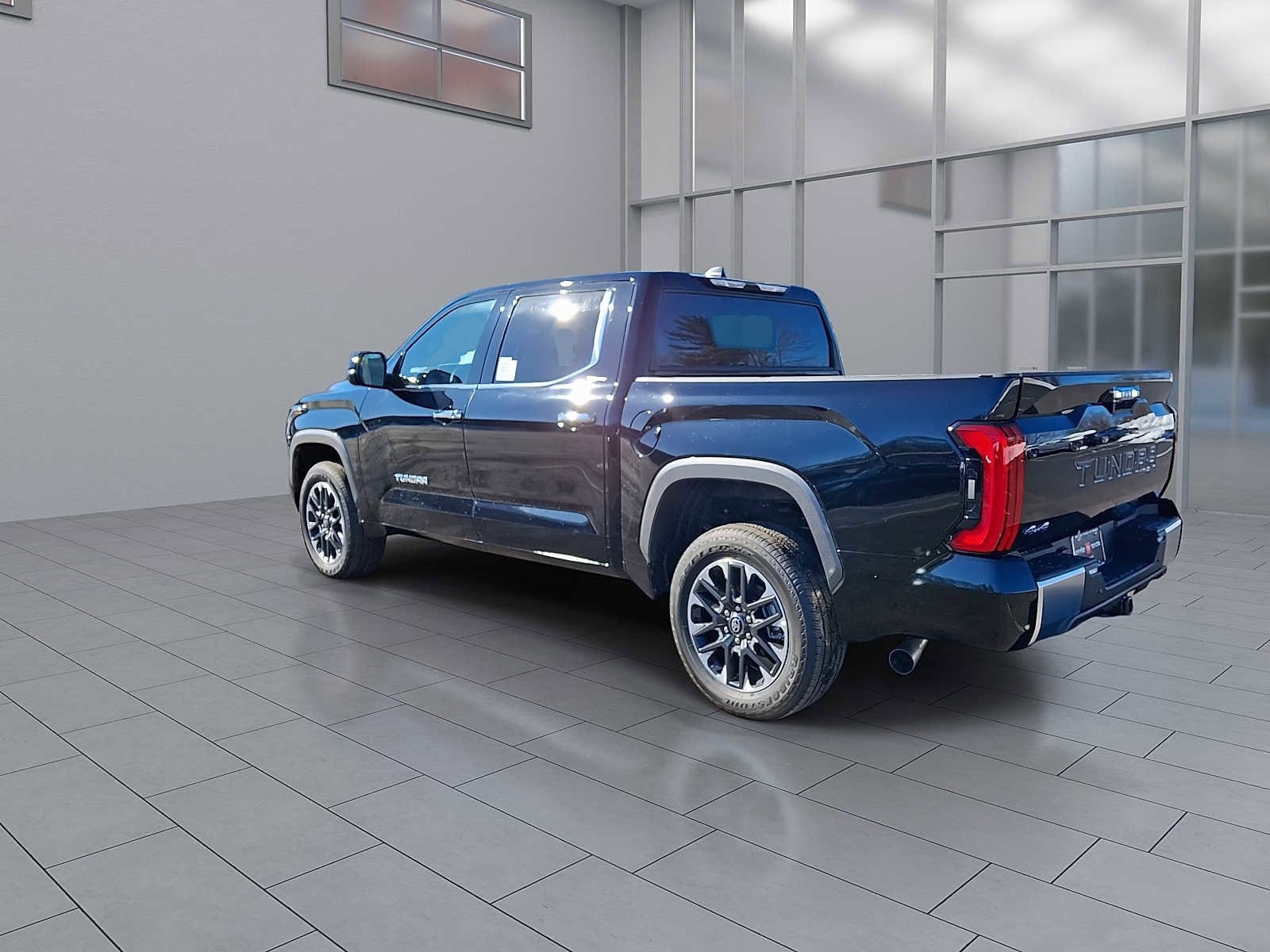 Thumbnail: 2025 Toyota Tundra - 9