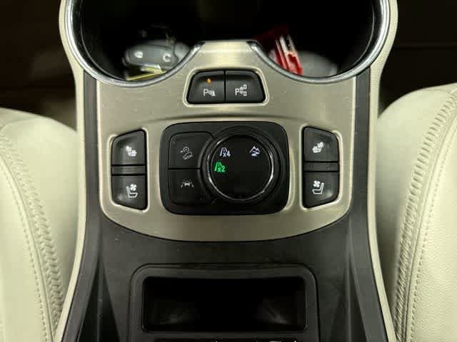 Thumbnail: 2022 GMC Terrain - 32