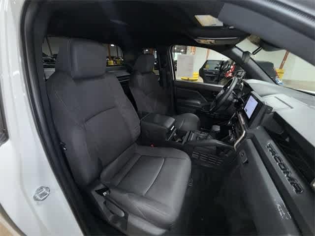 2024 Toyota Tacoma SR 16