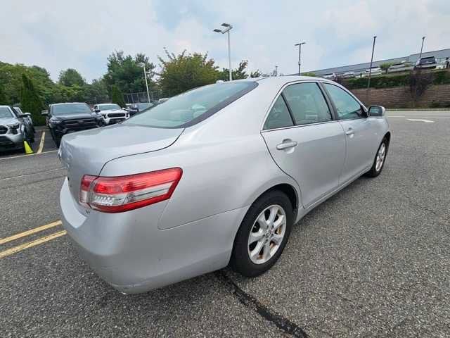 Thumbnail: 2011 Toyota Camry - 4