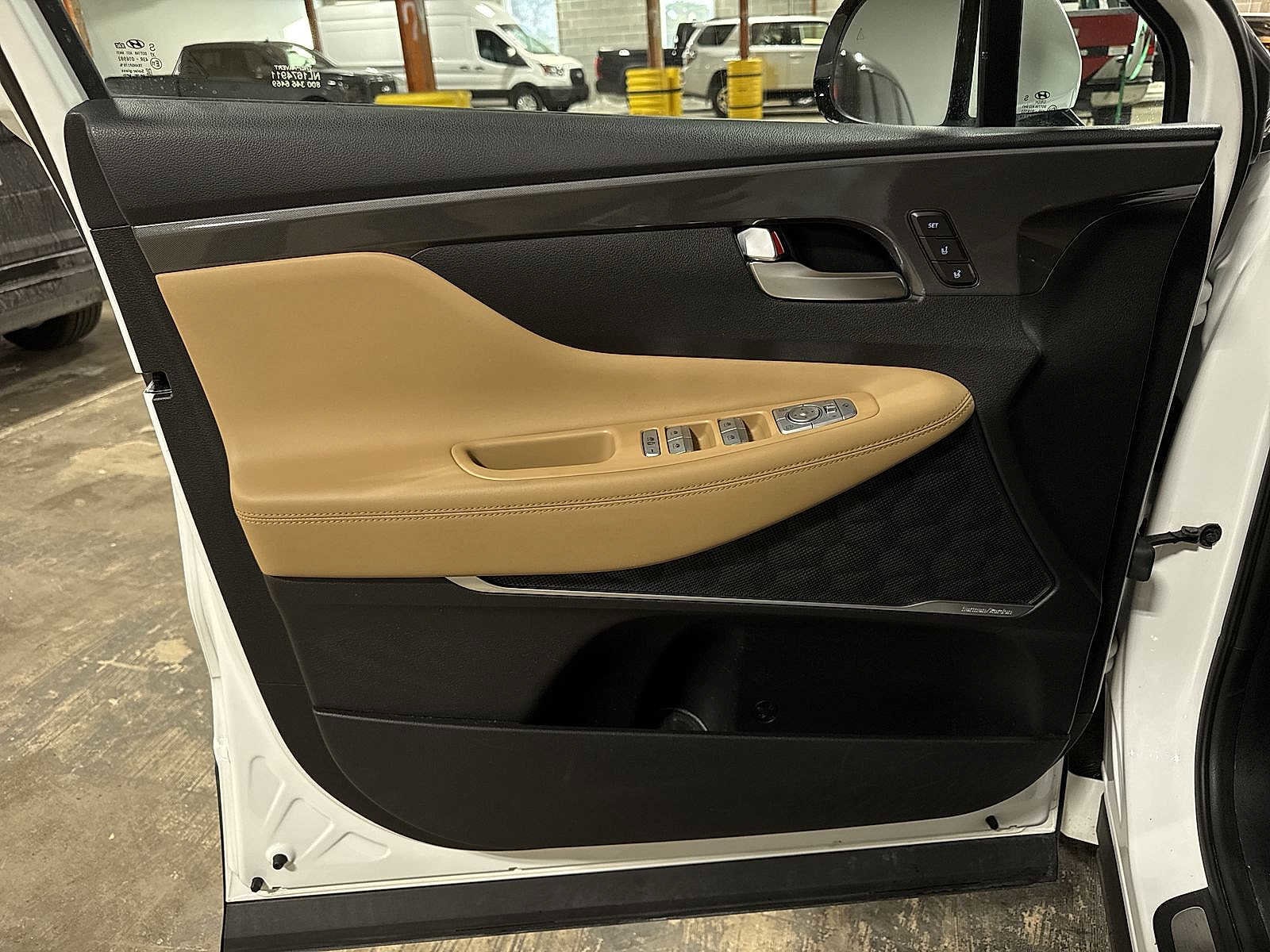 Thumbnail: 2021 Hyundai Santa Fe - 32