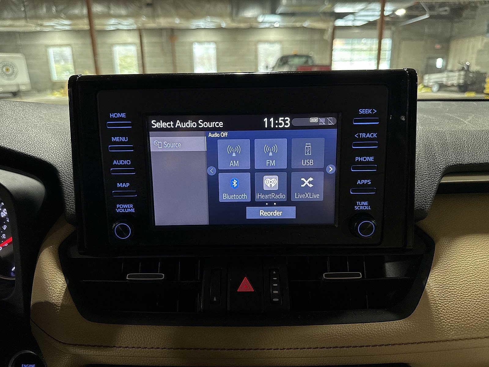 Thumbnail: 2019 Toyota RAV4 - 20