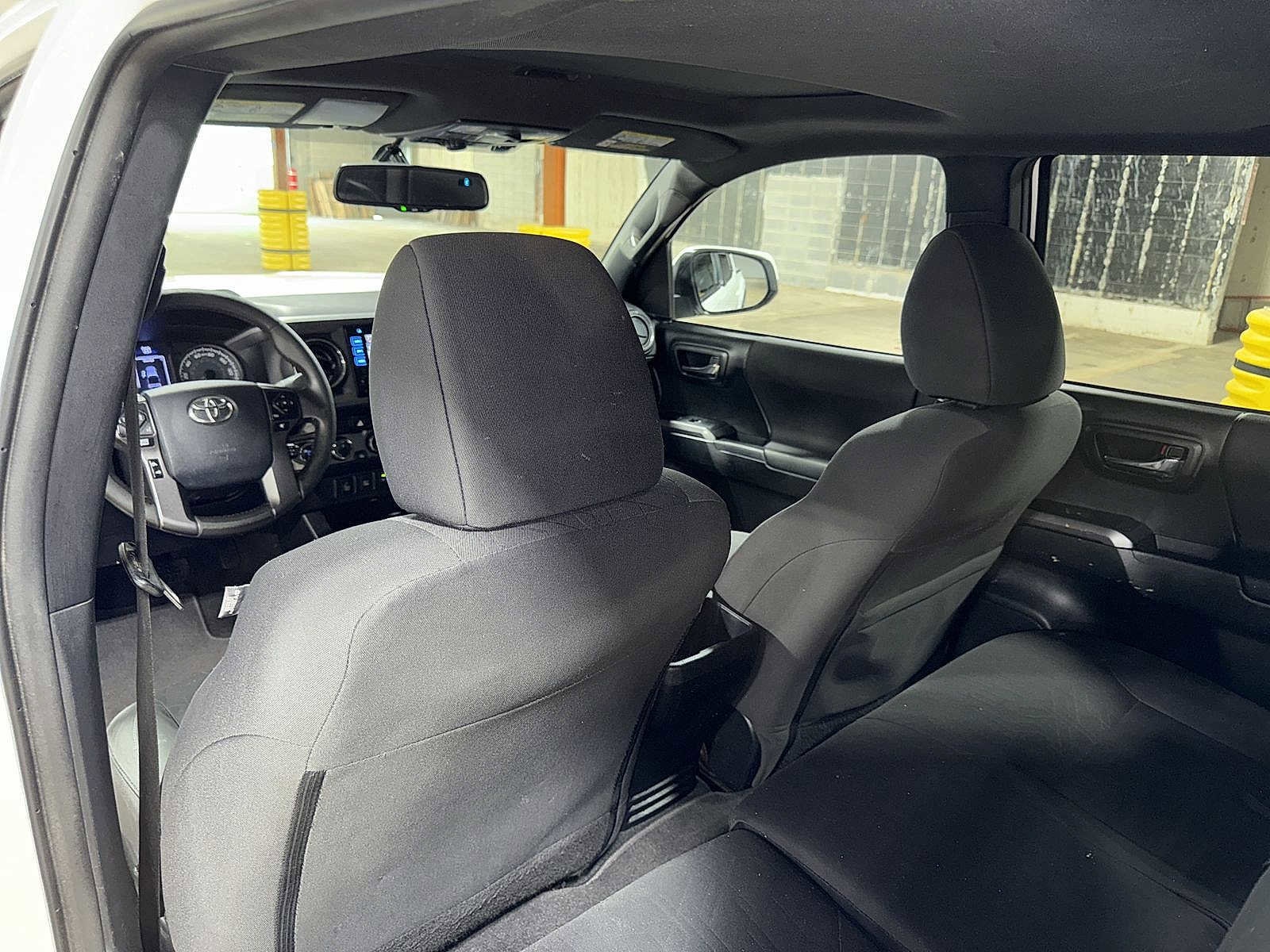 Thumbnail: 2016 Toyota Tacoma - 29