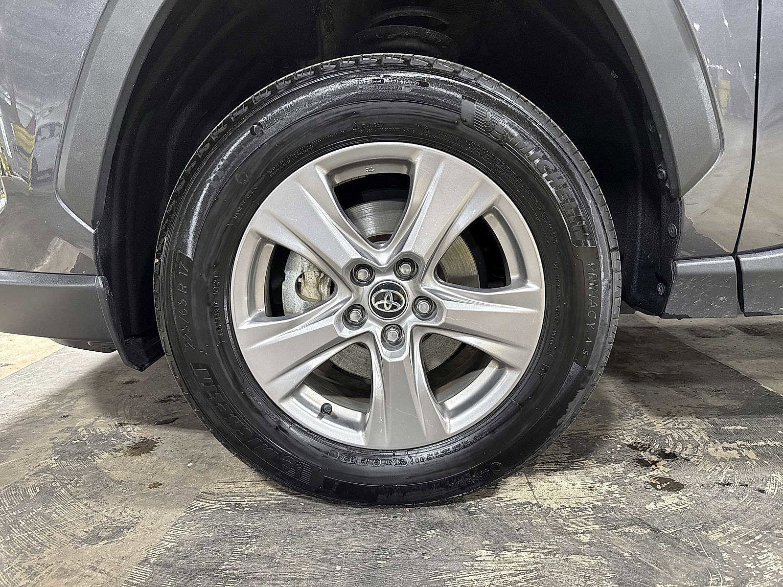 Thumbnail: 2024 Toyota RAV4 - 10