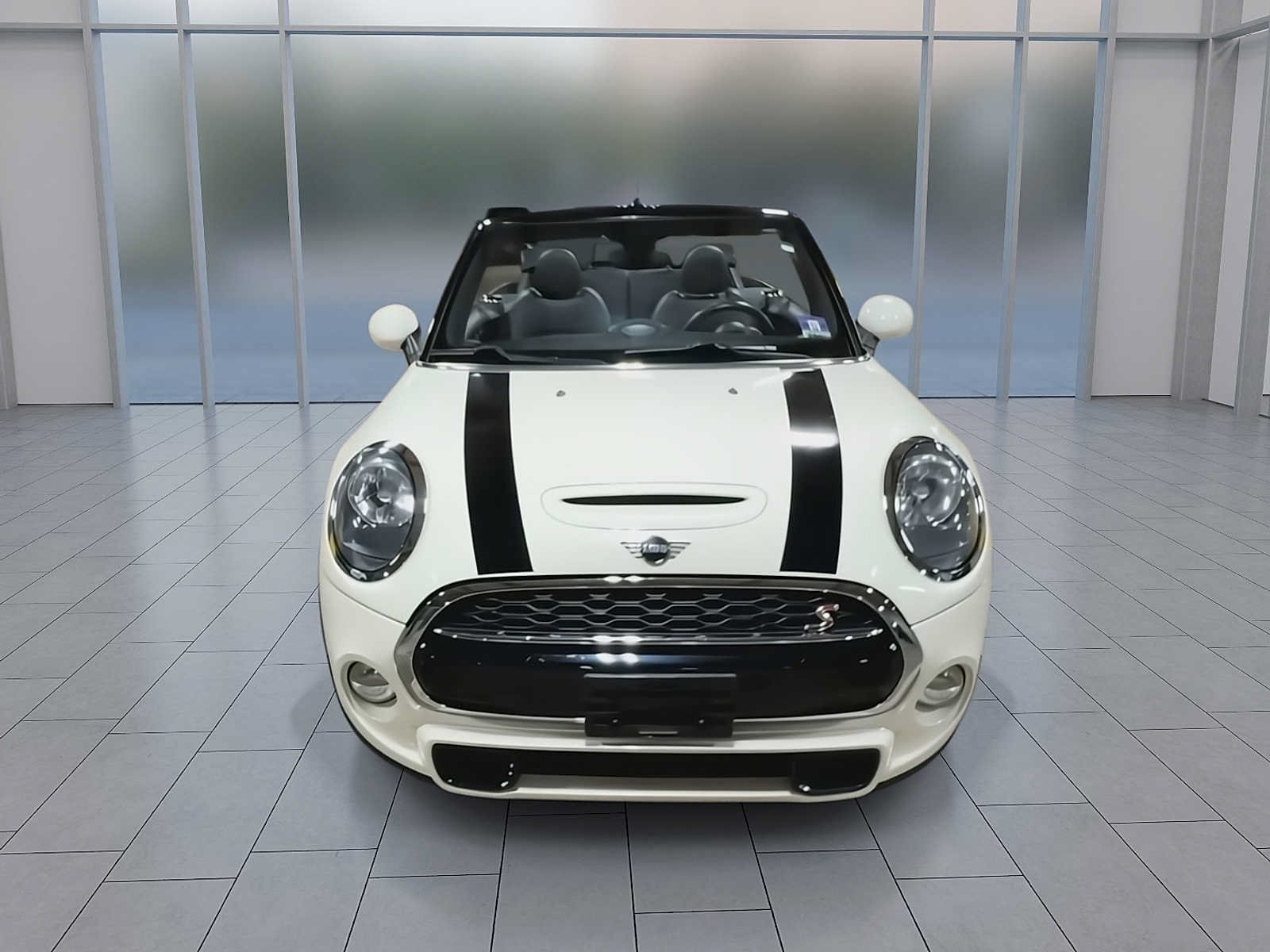 Thumbnail: 2019 MINI Cooper Convertible - 3