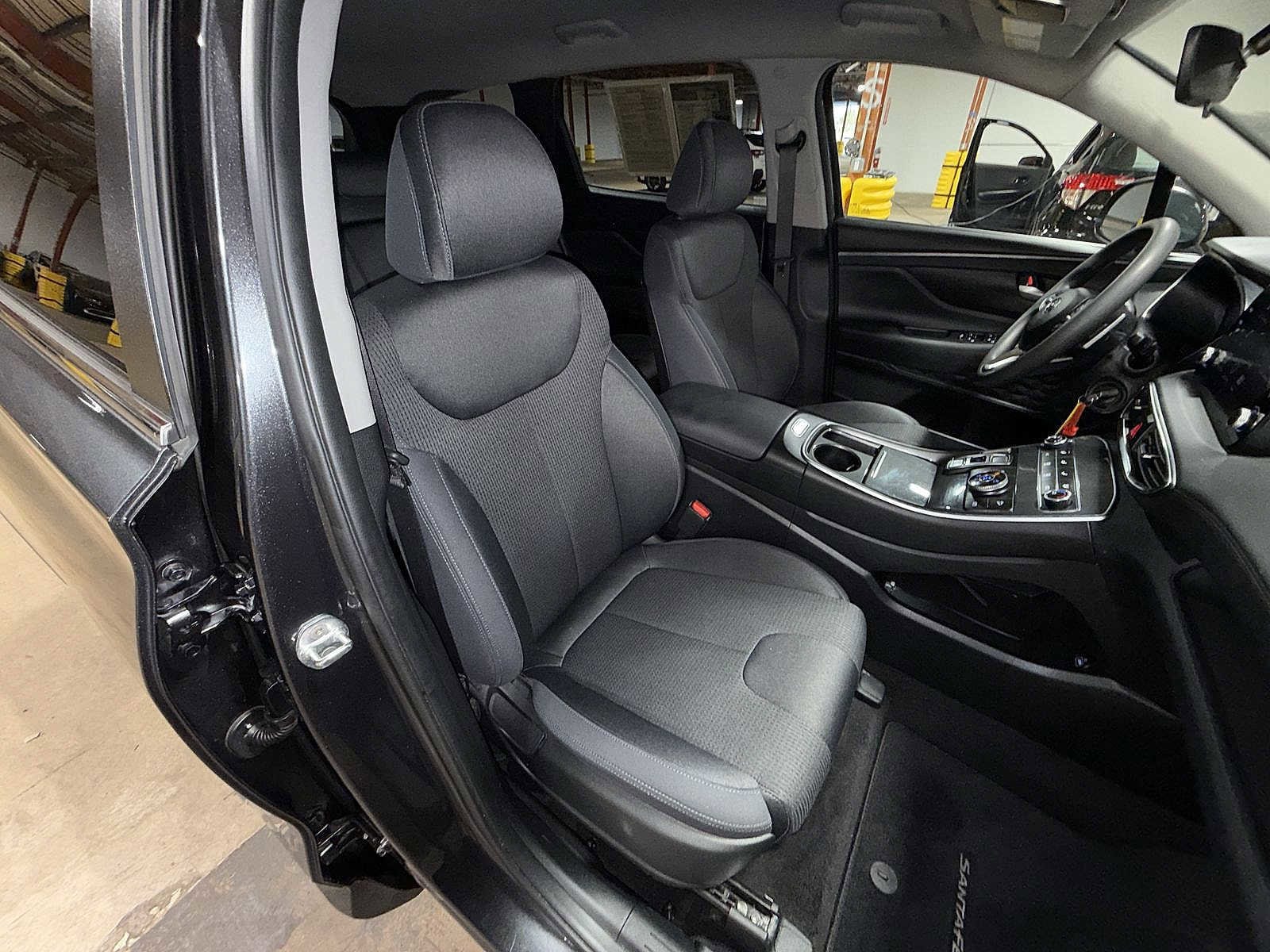 Thumbnail: 2023 Hyundai Santa Fe - 16