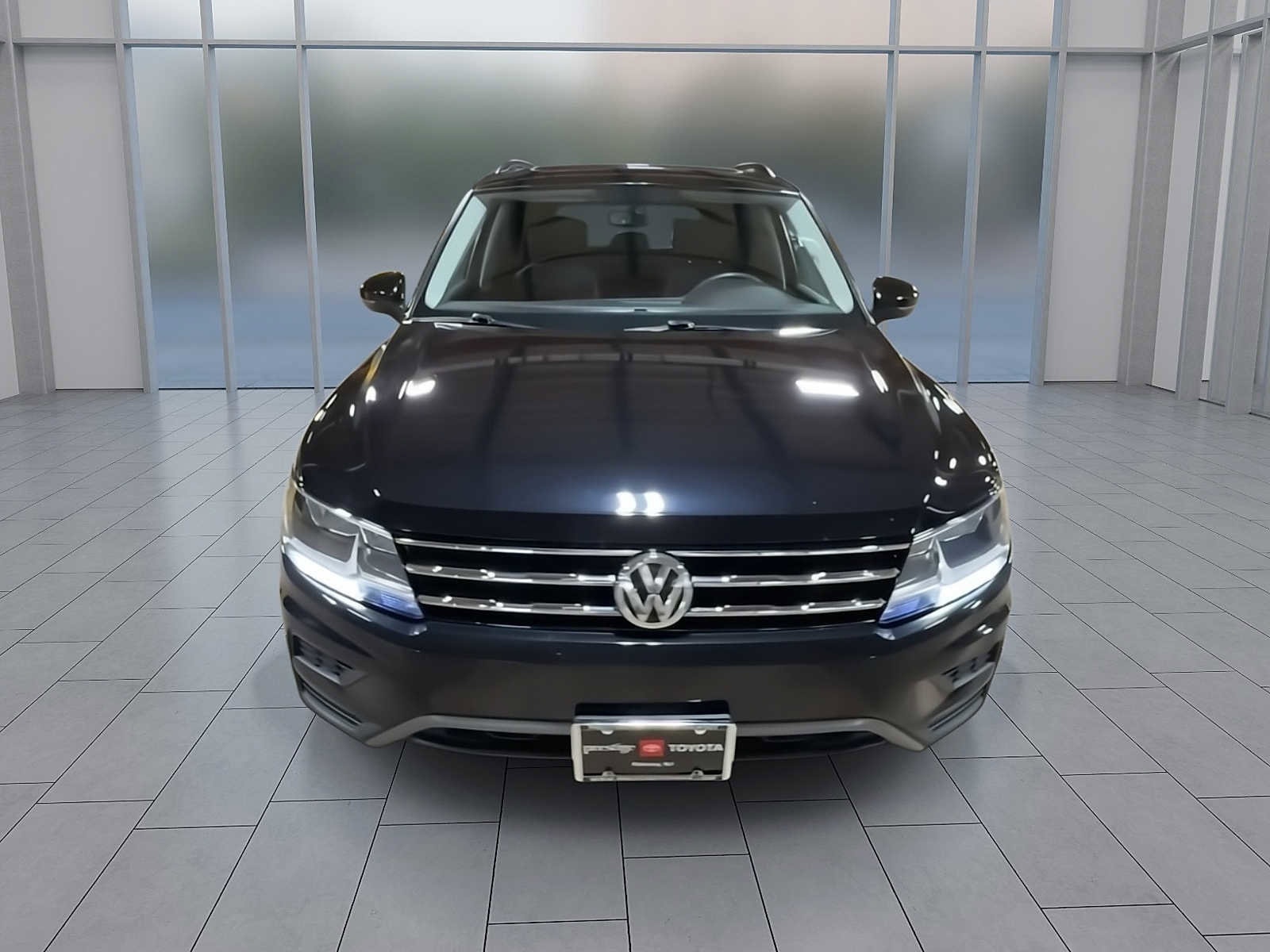 Thumbnail: 2021 Volkswagen Tiguan - 3