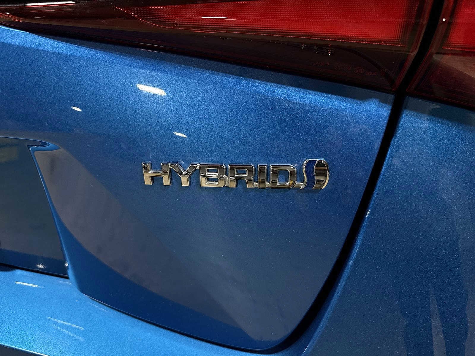 Thumbnail: 2022 Toyota Prius - 25