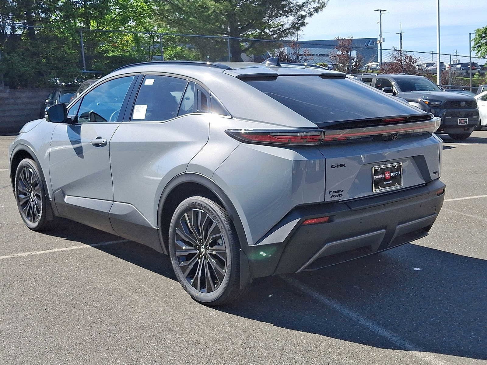 Thumbnail: 2026 Toyota C-HR - 17