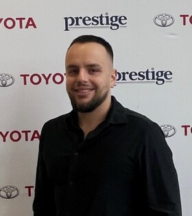 Staff member Klaudio Xhani from ID_b2b587bab1fc