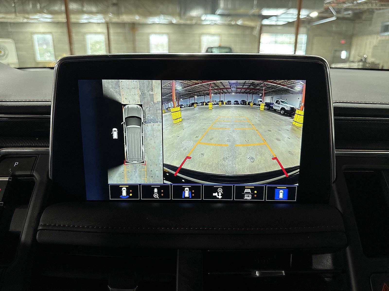 Thumbnail: 2024 Chevrolet Suburban - 26